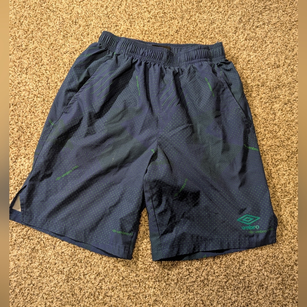 Umbro Boys Navy Blue Athletic Shorts, M